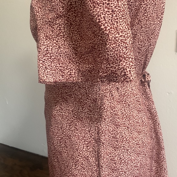 Wrapped around dress size 1X - Picture 5 of 8